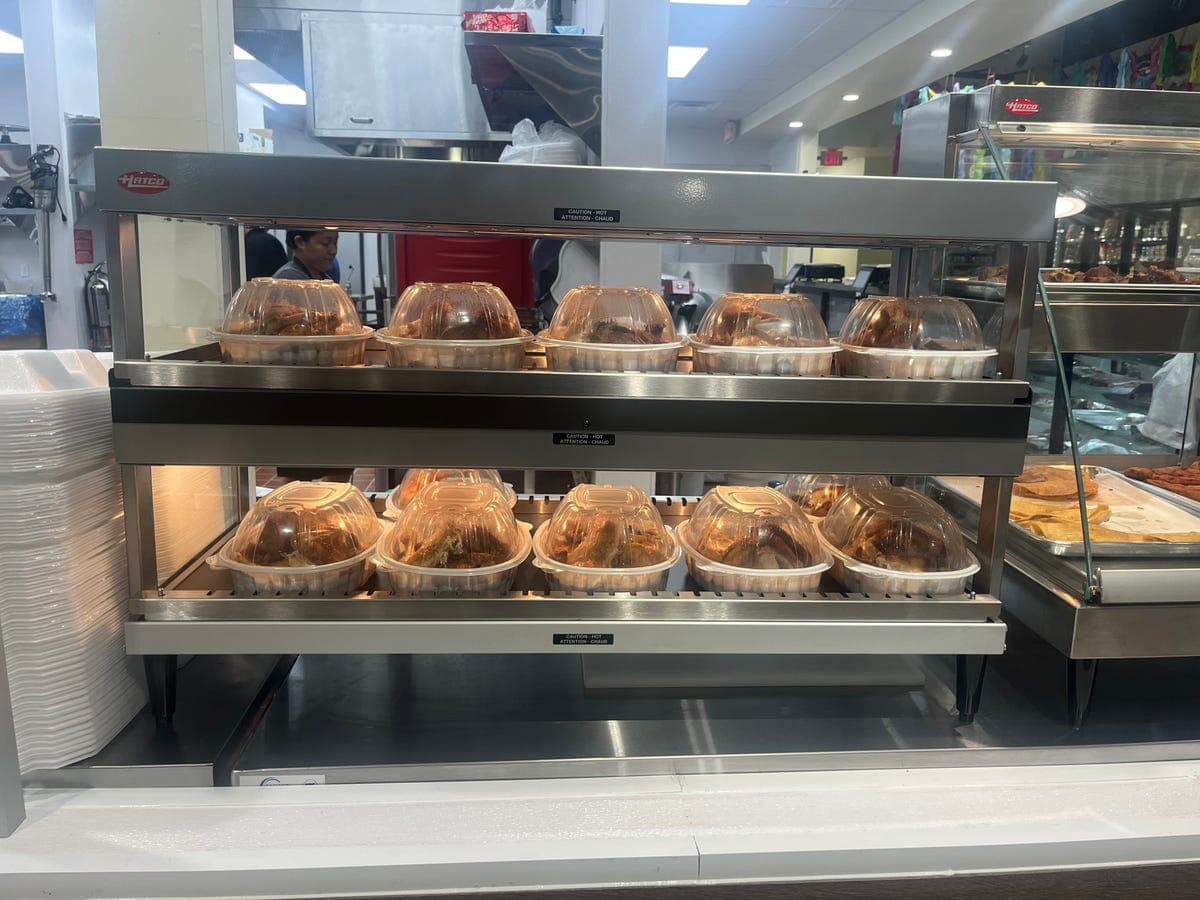Hatco warmer with rotisserie chickens at Los Portales